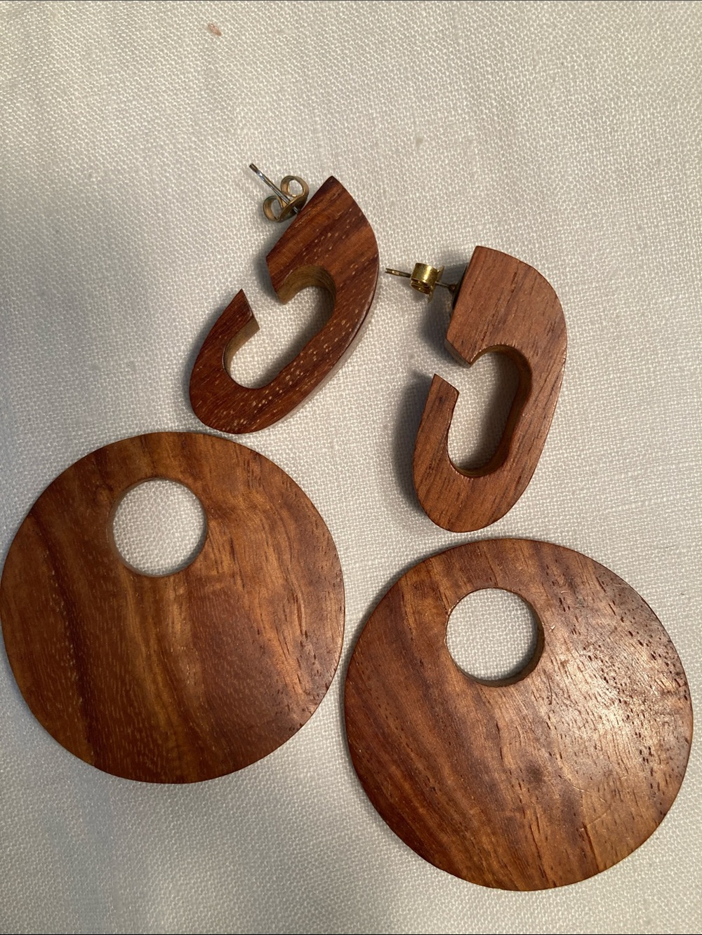 Large bundle of exotic wood earrings and bracelets - Picture 4 of 16